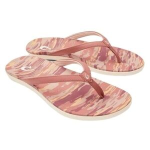 Olukai Women’s Ho’opio Hau Sandals